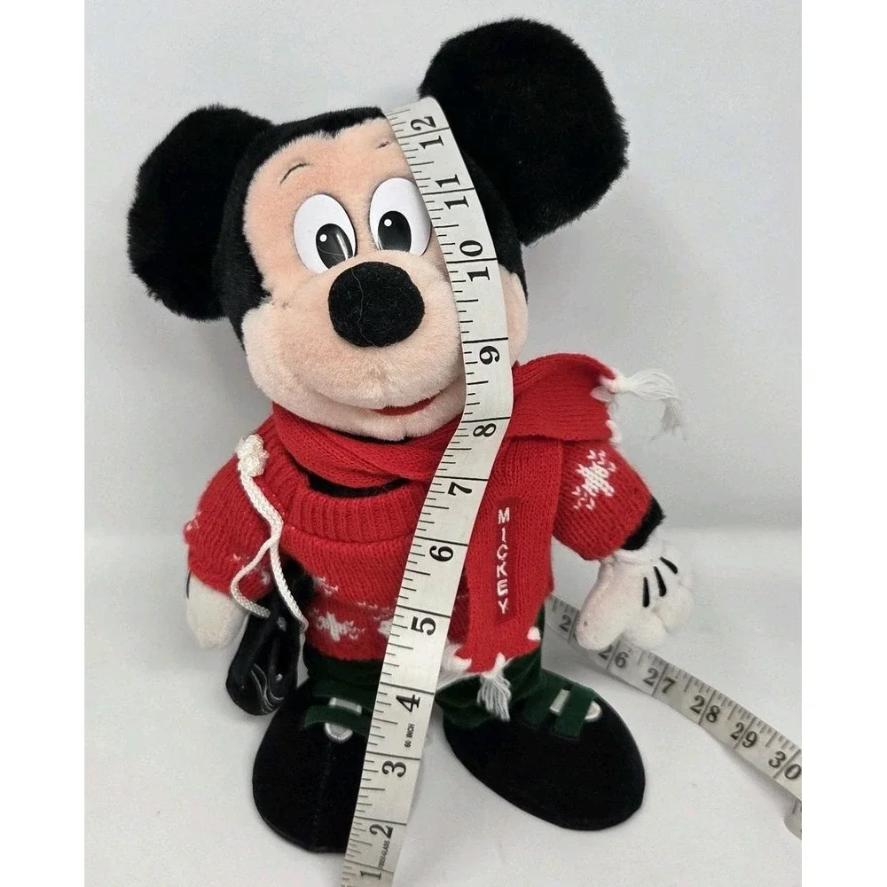 VINTAGE Disney Store Free Standing Mickey Mouse Ice Skater Sweater Winter‎ 12